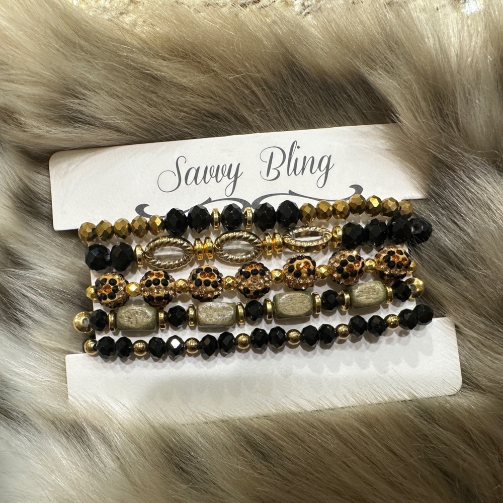 Savvy Bling Womens 5 Piece Beaded Stretch Bracelet Stack Leopard Black Gold Tone